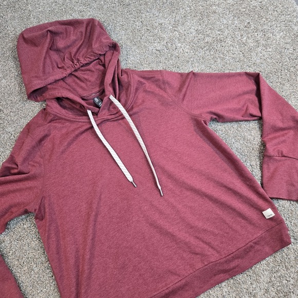 Vuori Tops - Vuori Halo Essential Hoodie Shirt Current Heather Womens M DreamKnit performance